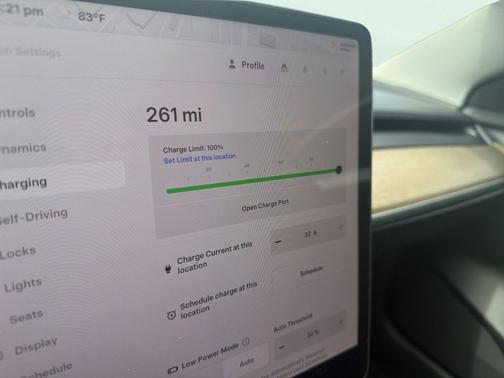 Pearl White Multi-Co 2023 Tesla Model 3 Standard Range