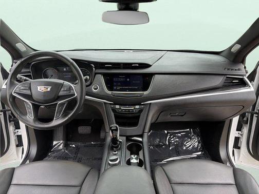 White 2024 Cadillac XT5 Premium Luxury