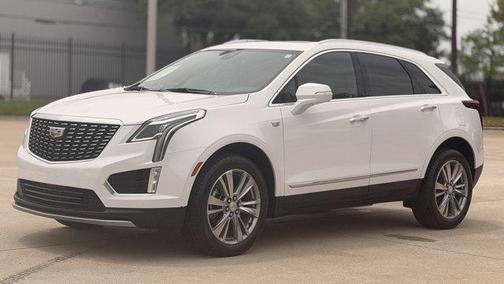 White 2024 Cadillac XT5 Premium Luxury