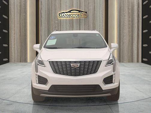 White 2024 Cadillac XT5 Premium Luxury