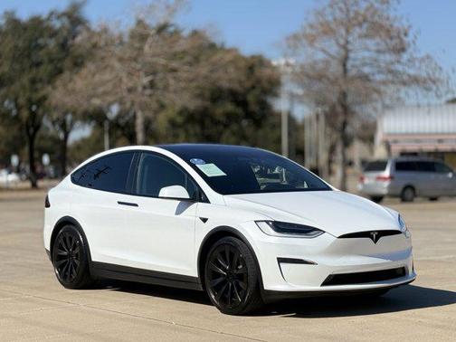 2023 Tesla Model X Standard Range