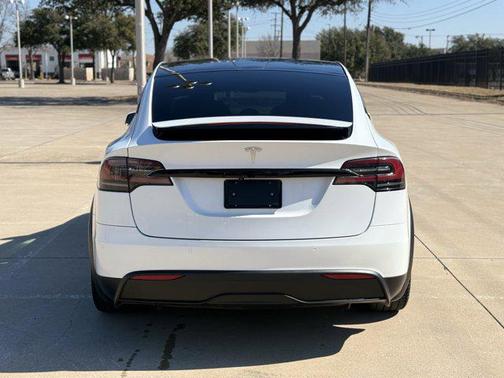 2023 Tesla Model X Standard Range