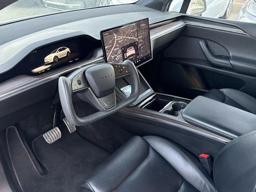 2023 Tesla Model X Standard Range