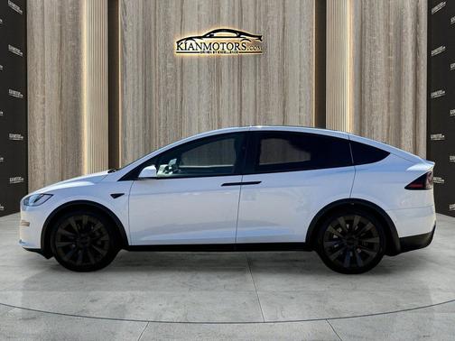 Pearl White Multi-Co 2023 Tesla Model X Standard Range