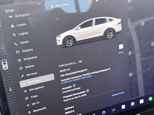Pearl White Multi-Co 2023 Tesla Model X Standard Range