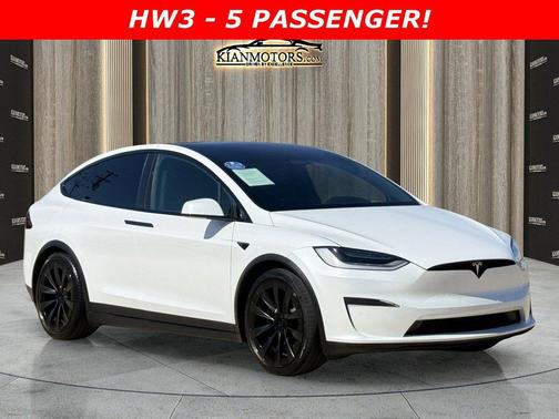 Pearl White Multi-Co 2023 Tesla Model X Standard Range