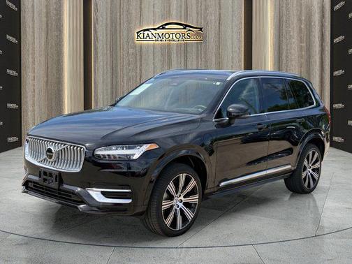 Onyx Black Metallic 2025 Volvo XC90 Plug-In Hybrid T8 Ultra 7-Seater