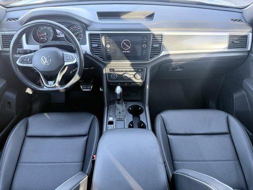 2021 Volkswagen Atlas Cross Sport 3.6L V6 SE w/Technology R-Line