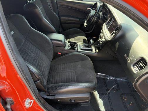 Go Mango 2023 Dodge Charger R/T