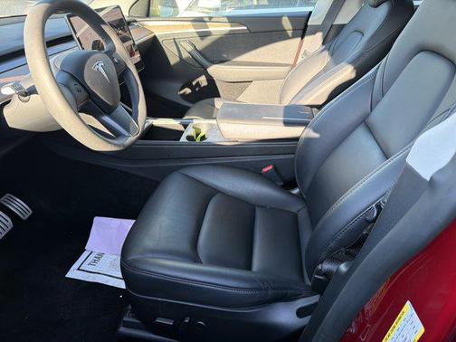 2023 Tesla Model Y Performance Dual Motor All-Wheel Drive