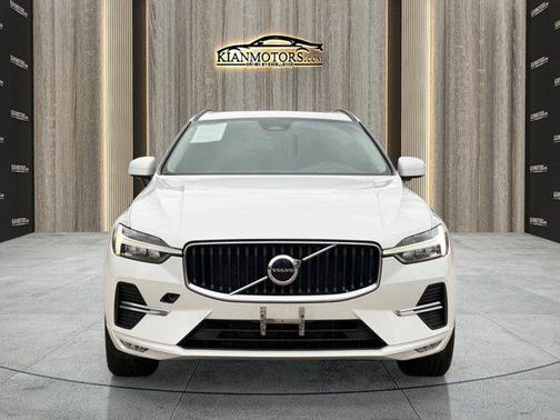 2023 Volvo XC60 B5 Core