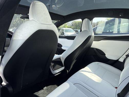 2024 Tesla Model S Plaid