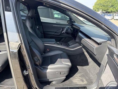 2023 Tesla Model X Standard Range