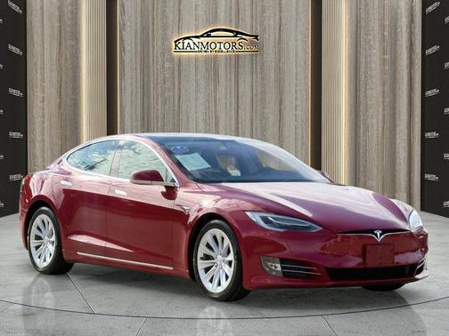 Red Multi-Coat 2017 Tesla Model S 75D