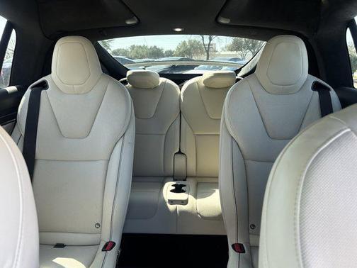 2022 Tesla Model X Plaid Tri Motor All-Wheel Drive