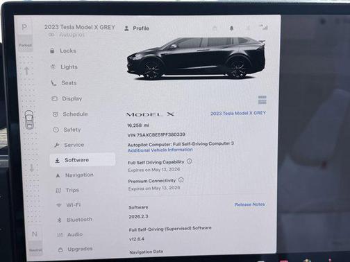 2023 Tesla Model X Standard Range