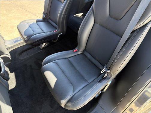 2023 Tesla Model X Standard Range