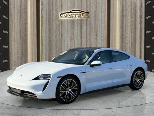 2022 Porsche Taycan Taycan