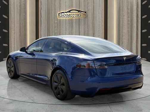 2021 Tesla Model S Plaid