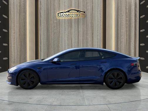 2021 Tesla Model S Plaid