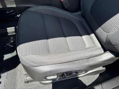 2022 Chevrolet Bolt EUV FWD LT