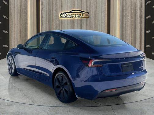 2025 Tesla Model 3 Long Range