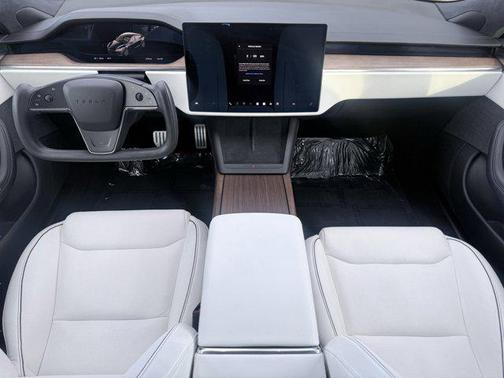 2021 Tesla Model S Plaid