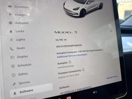2023 Tesla Model 3 Standard Range