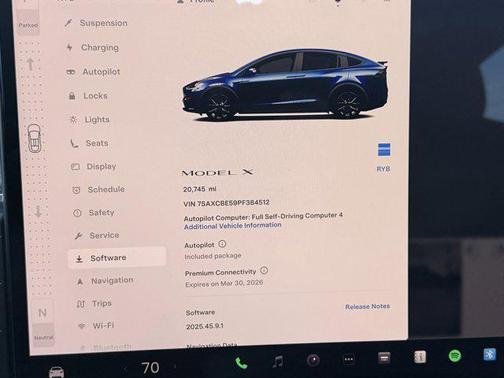 2023 Tesla Model X Standard Range