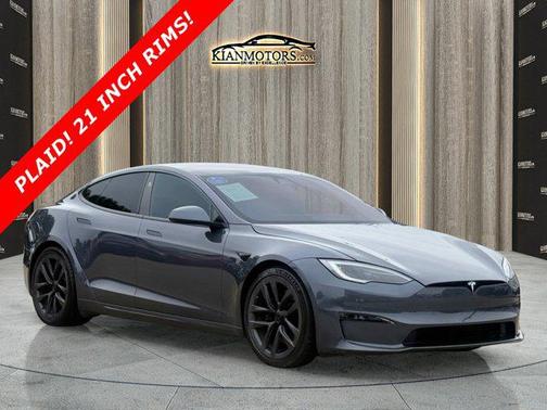Midnight Silver Meta 2022 Tesla Model S Plaid