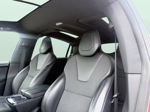 Red Multi-Coat 2017 Tesla Model X 75D