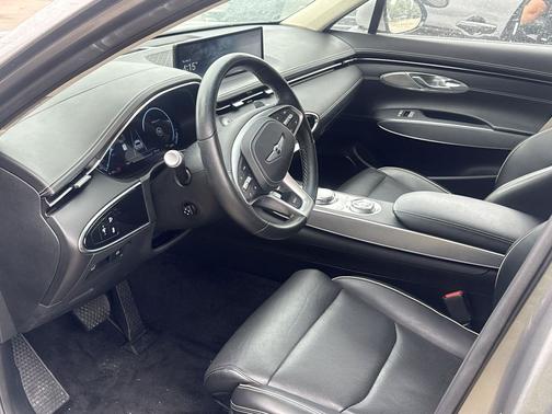 Savile Silver 2023 Genesis Electrified GV70 Advanced AWD