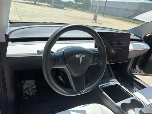 Midnight Silver Meta 2023 Tesla Model 3 Standard Range