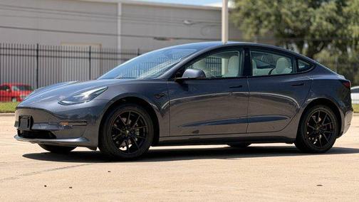 Midnight Silver Meta 2023 Tesla Model 3 Standard Range