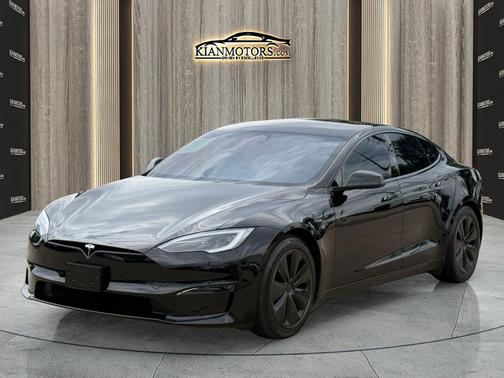 Solid Black 2023 Tesla Model S Standard Range
