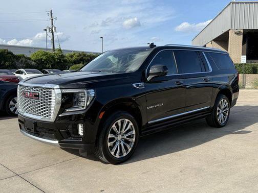 2022 GMC Yukon XL Denali
