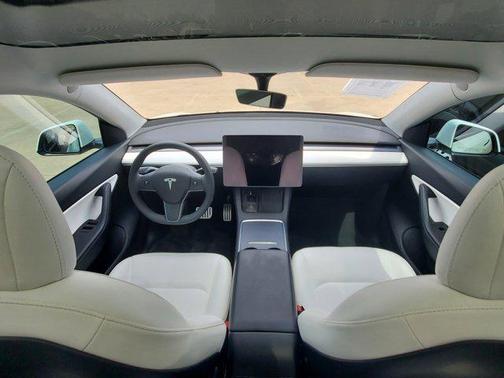 2022 Tesla Model Y Performance Dual Motor All-Wheel Drive