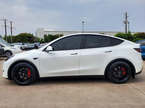 2022 Tesla Model Y Performance Dual Motor All-Wheel Drive