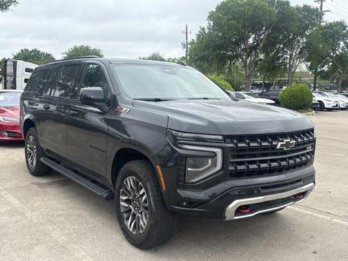 Black 2025 Chevrolet Suburban 4WD Z71