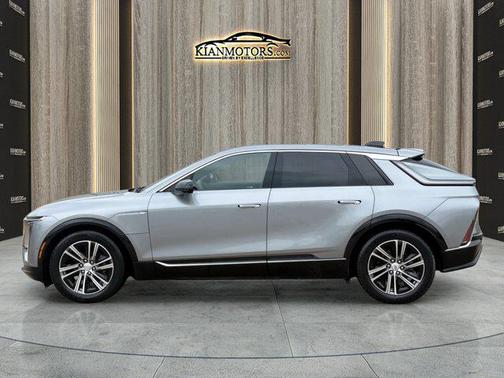 2024 Cadillac LYRIQ Luxury