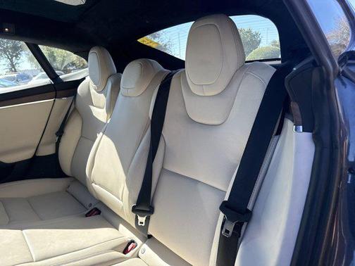 2022 Tesla Model S Dual Motor All-Wheel Drive