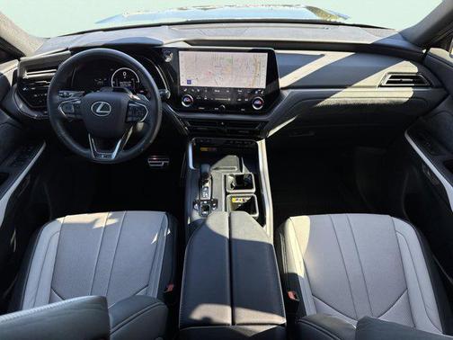 2024 Lexus TX 500h F SPORT Premium