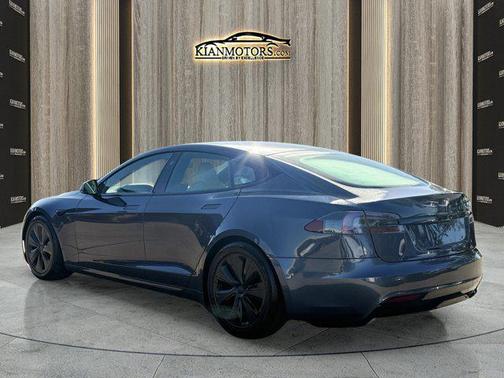 2021 Tesla Model S Long Range