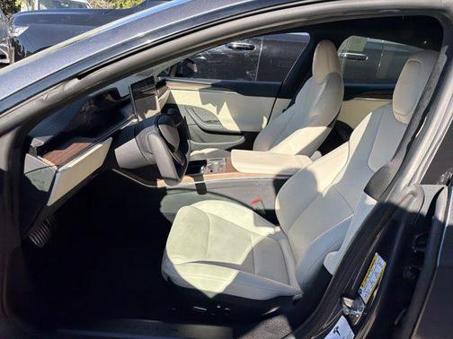 2021 Tesla Model S Long Range