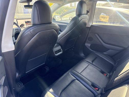 2023 Tesla Model Y Performance Dual Motor All-Wheel Drive