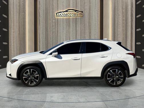 2020 Lexus UX 200 Base