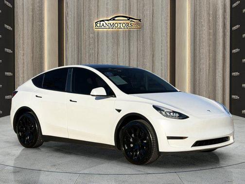 2023 Tesla Model Y Long Range Dual Motor All-Wheel Drive