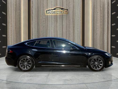 2020 Tesla Model S Long Range Plus
