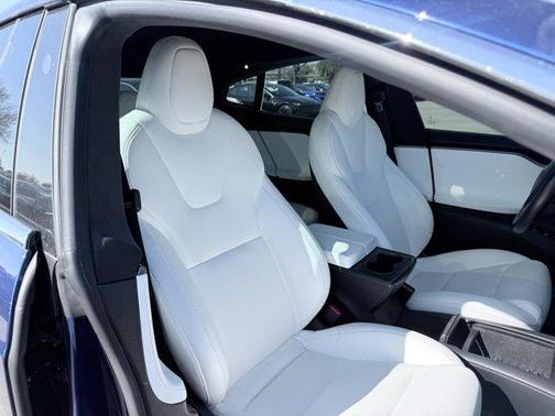 2020 Tesla Model S Performance