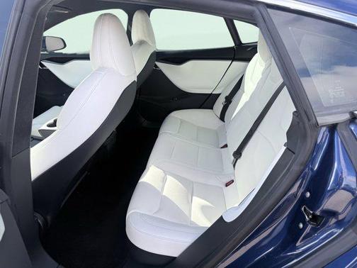 2020 Tesla Model S Performance